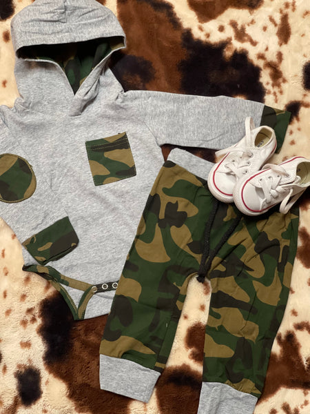 Camo onesie set